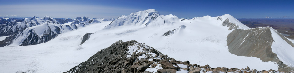 Mt Khuiten from Mt Malchin
